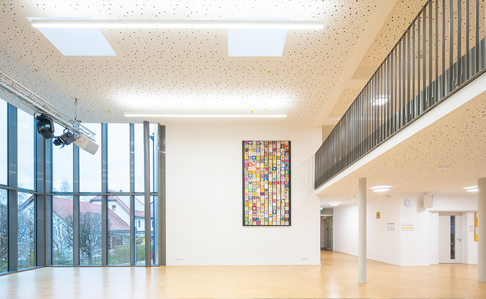Innenperspektive Aula Erweiterung und Sanierung Grundschule Petershausen