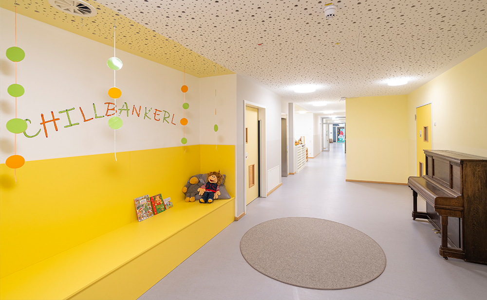 Innenperspektive Spielflur Neubau Kinderhaus in Odelzhausen